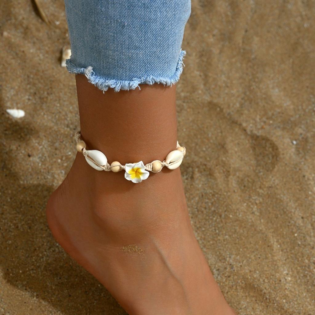 Bohemian Style Shell Flower Anklet Adjustable Beach Foot Bracelet Handmade Natural Shell Beaded Ankle Jewelry for Women and Girls