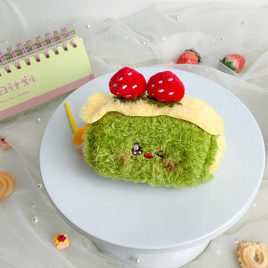 Kreativní plyšový přívěsek s jídlem: Panenka dort, bageta, croissant - Zábavný dárek k promoci