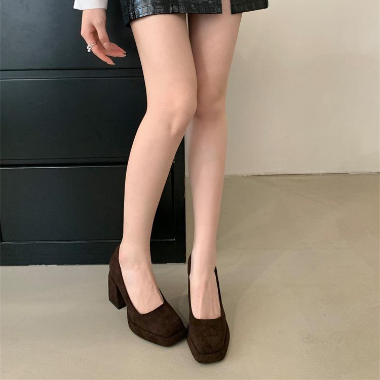 Rich and Rich Suede Thick Heels High Heels Women's 2025 New French Square Head Shallow Mouth Work Professional Commuter Shoes