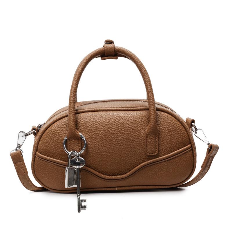 New textured portable bowling bag women's 2025 spring fashion simple shoulder messenger bag popular small square bag