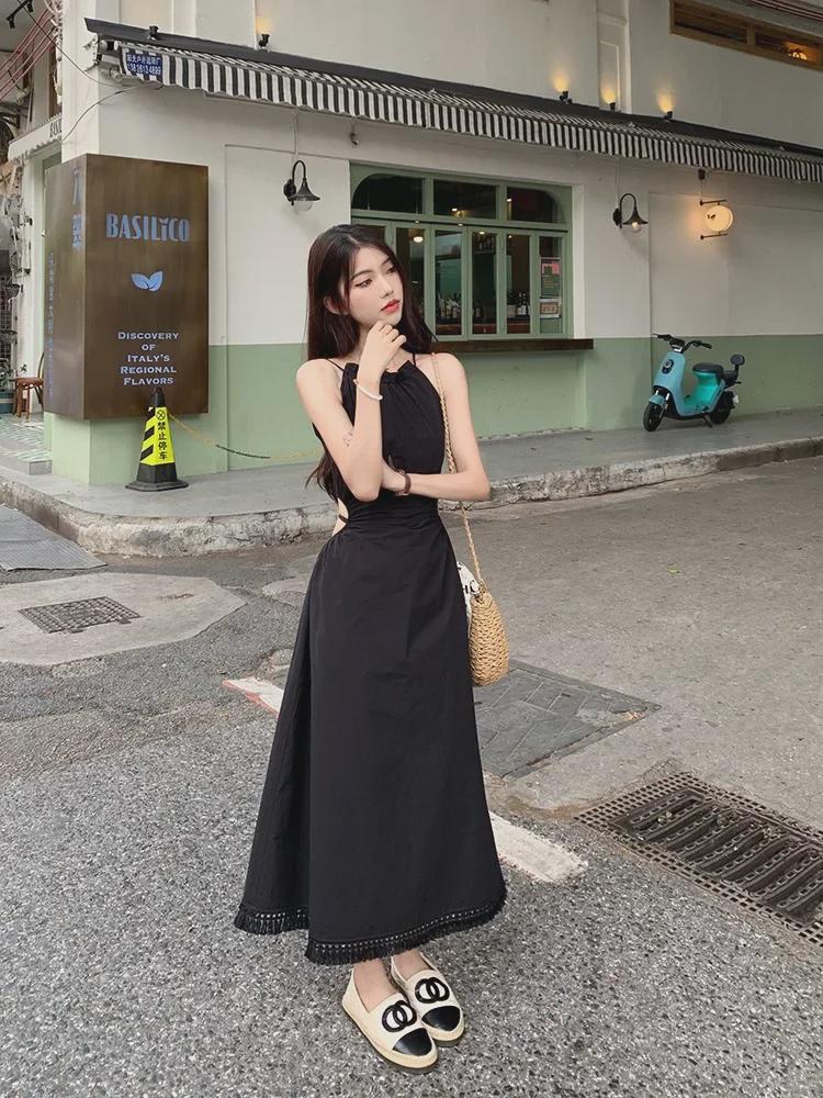 Damen Neckholder Quastenkleid: Hohle Taille, Bindegürtel, Slim Fit Langer Rock, Urlaubsstil.