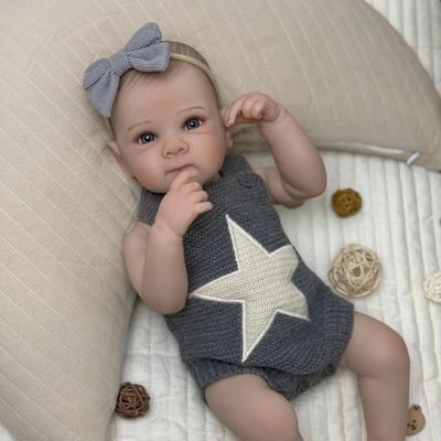 Poupées Reborn en Silicone Intégral Réalistes de 48 cm Bettie Poupée de Simulation Mignonne à l'Aspect Réel avec Peau Peinte Poupées Renaissance pour Anniversaire Noël Cadeaux pour Enfants