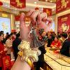 Pure Gold 999 Year of the Horse Pendant Keychain: Creative Gift and Instant Wealth Ornament