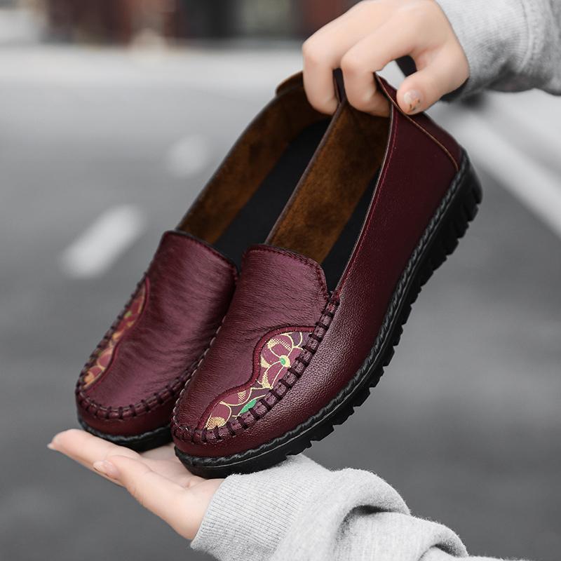 Sommer Damen Freizeitschuhe Leder Damen Ballerinas Slipper Damen Leichte Mokassins Designer Schuhe Mujer