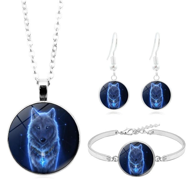 

Elegant Gemstone Wolf Necklace Set Alloy Bracelet Earrings Fashion Jewelry Spring 2024