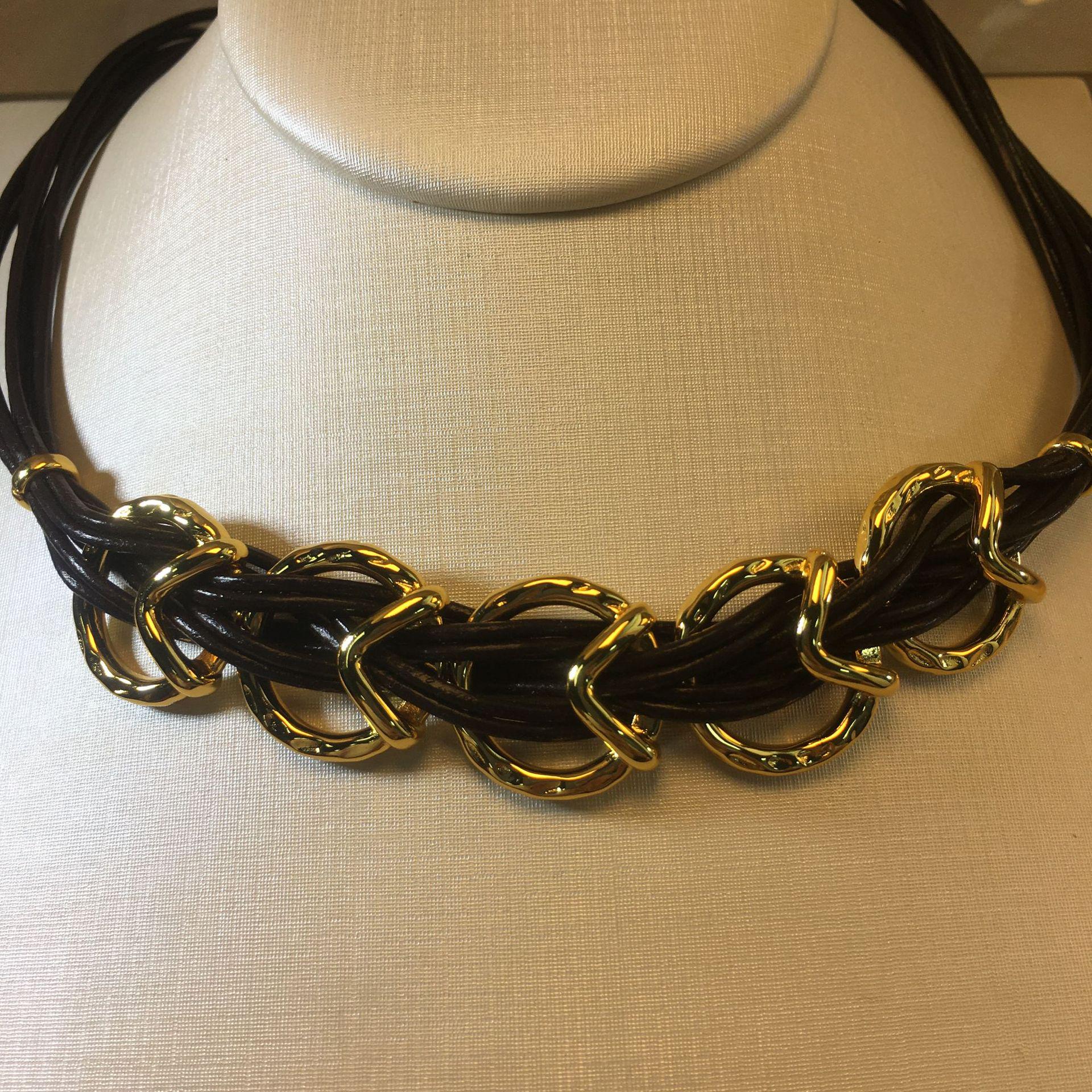 2024 UNOde50 Women s High-Quality Leather Cord Necklace - Romantic European & American Fashion Jewelry Gift Bag