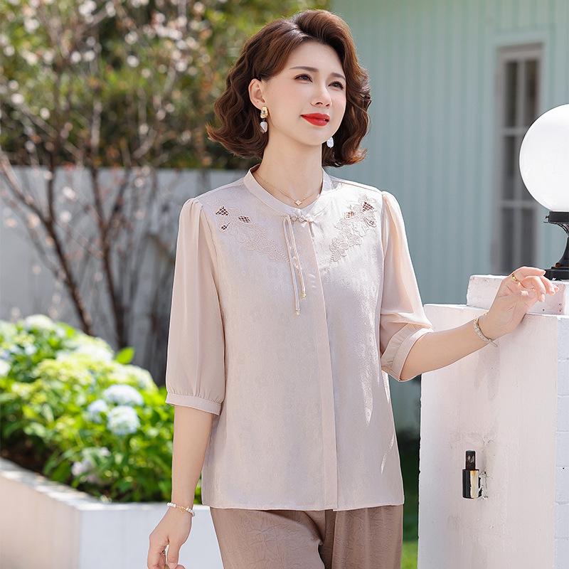 

2026 Fashionable Plus Size Chiffon Top for Women Aged 40-60 - Lightweight & Casual Summer Wear 2XL (for 110-125 jin)