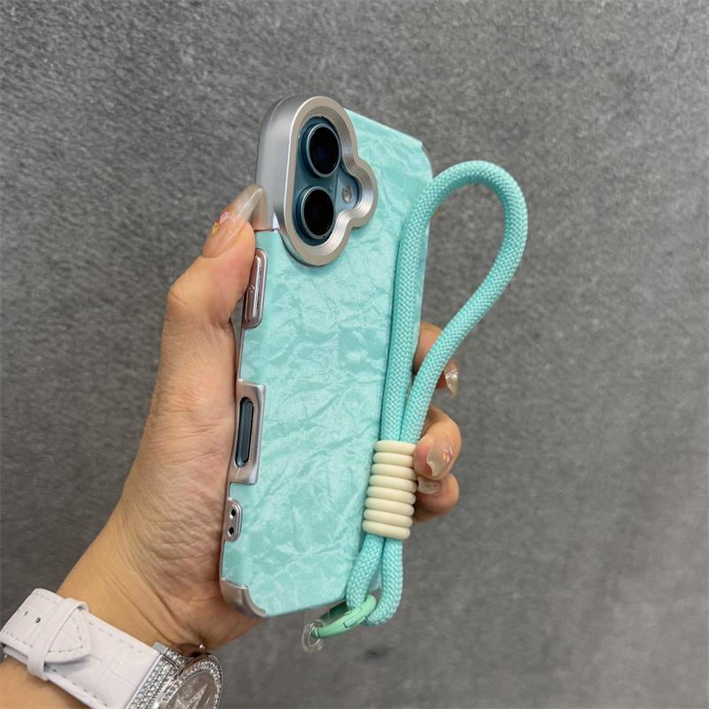 Luxury Ins Velvet Fashion Case For iPhone 16 Plus 15 14 13 12 Pro Max 11 Shockproof Silk Flannel Partern Cloth Hand Strap Cover