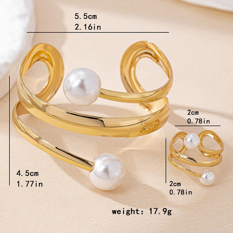 2pcs New Exaggerated Fashion Imitation Pearls Geometric Metal Bangles Hip Hop Punk Wrap Bangles For Women Jewelry accessories