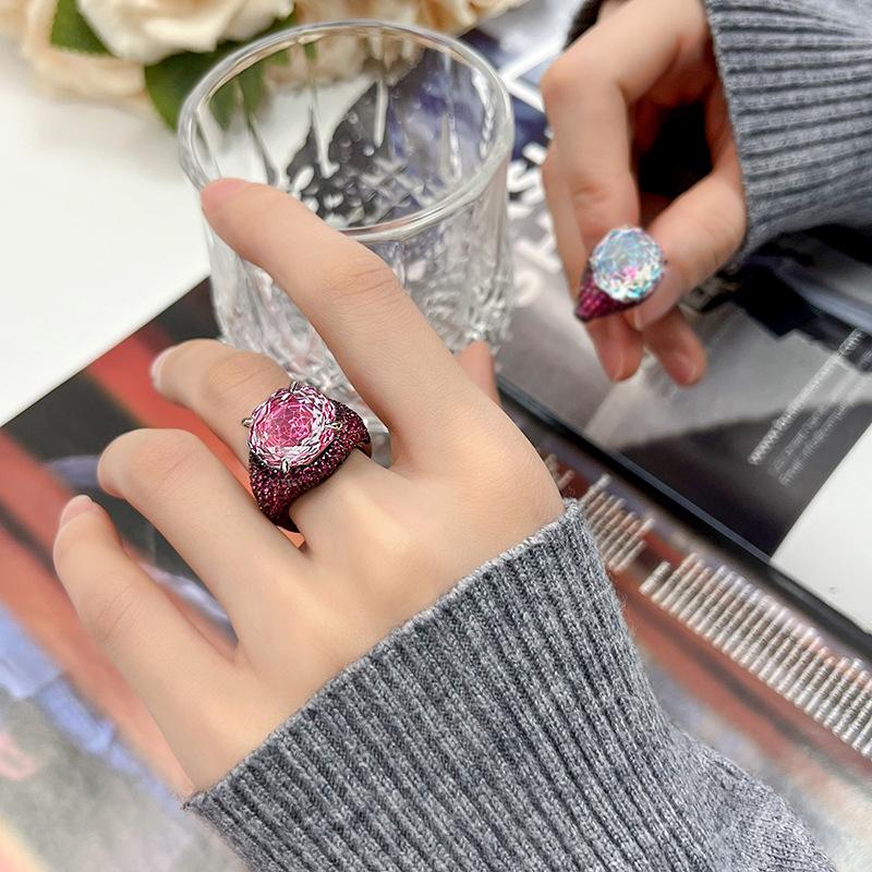 Luxury Zirconia Rings for Women 2025 New Fashion Ring Ladys Wedding Party Jewelry Accessories