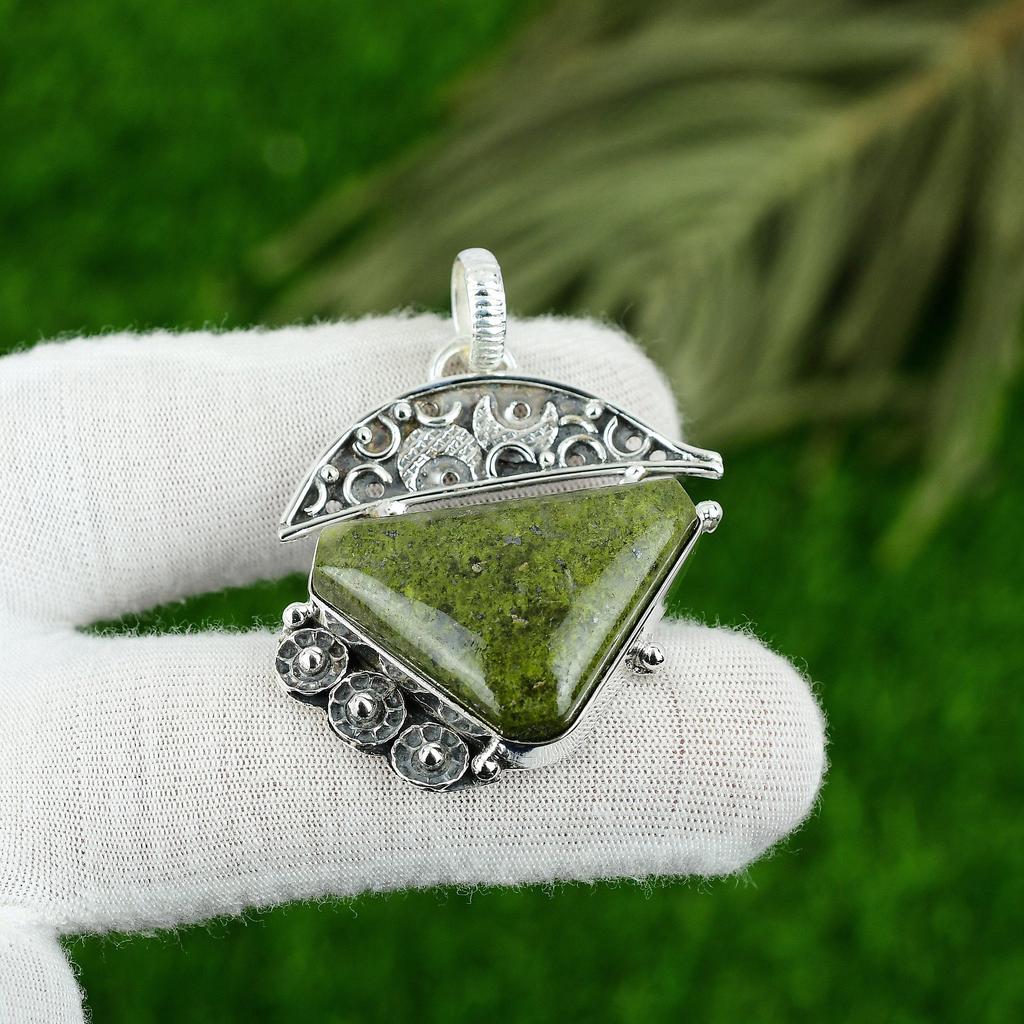 Trillion Gogunjula Stone Birthday Daughter Bezel New Pendant 925 Sterling Silver