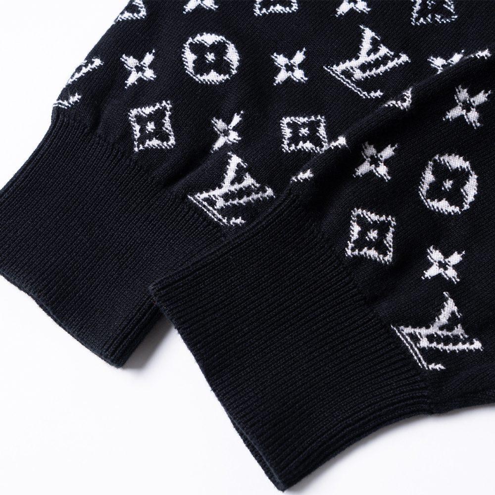 Louis Vuitton Lvse Monogram Degrade Crewneck 1A8A1R