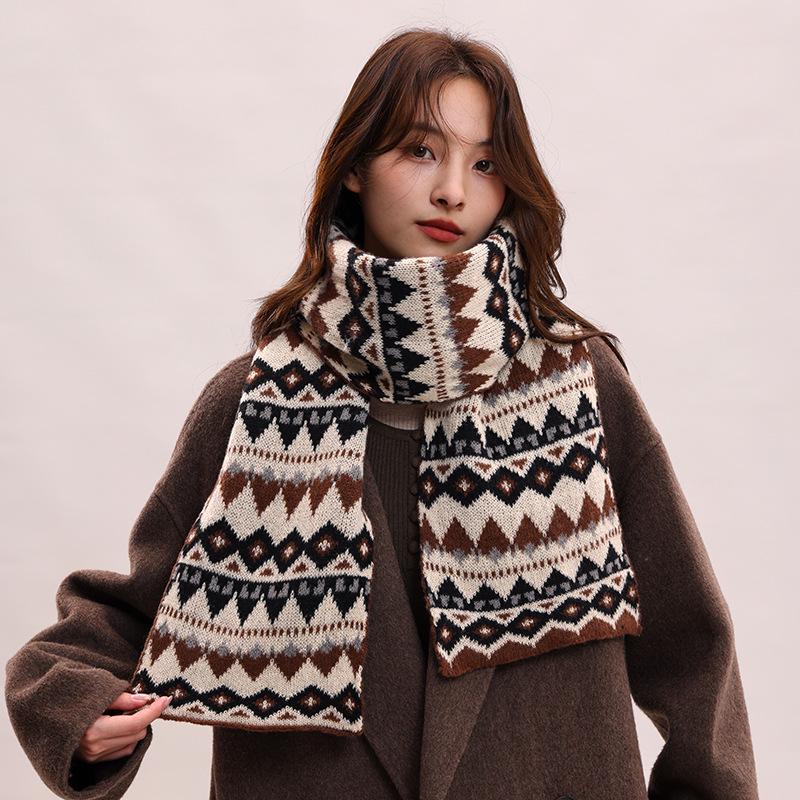 Women's Korean Style Autumn/Winter Jacquard Scarf & Hat Set – Versatile Shawl and Neck Warmer for Couples and Students