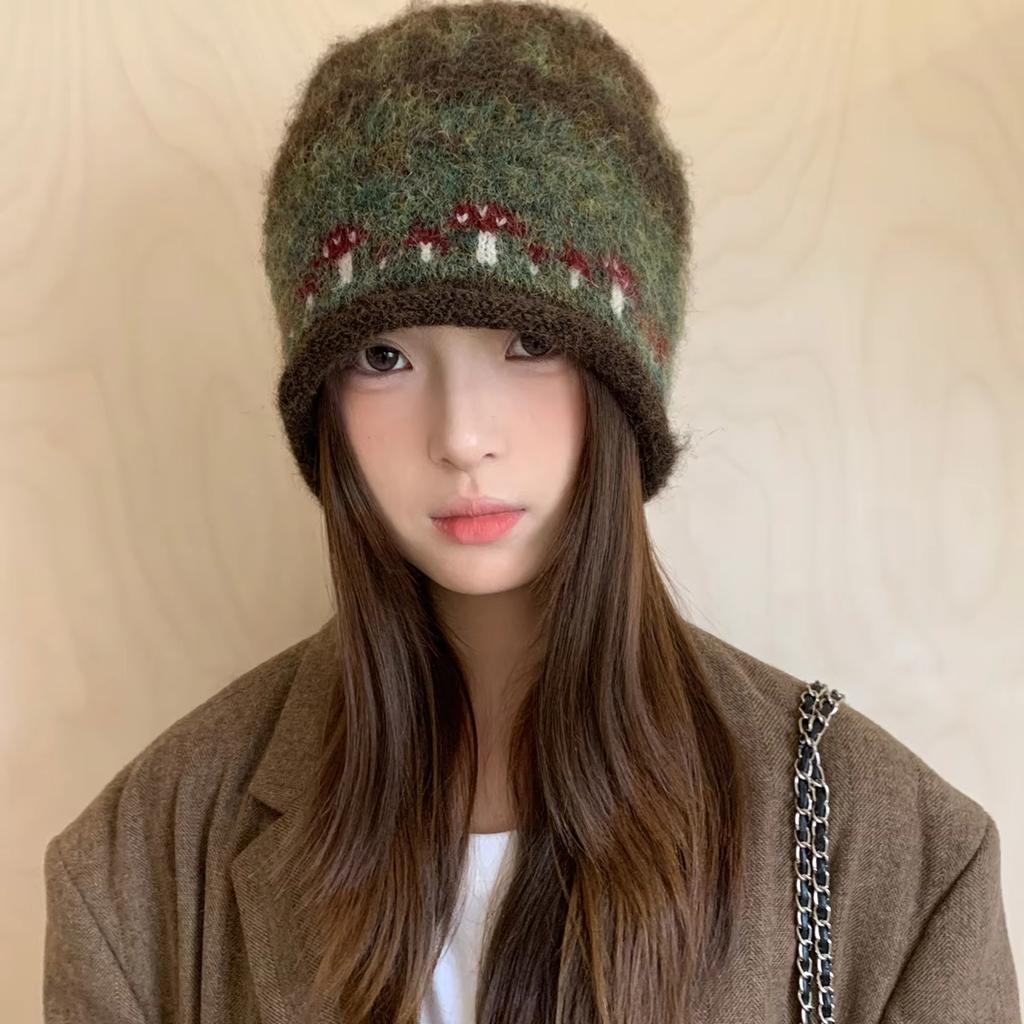 1pc Fair Island Wind Curled Edge Stacked Hat for Women's Autumn and Winter Retro Lazy Style,Warm Ear Protection Baotou Hat