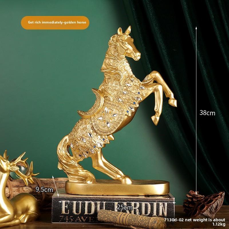 Elegant Horse Resin Figurine For Modern Home Decor And Office Decoration Display