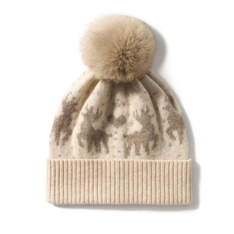 Cashmere Autumn and Winter New High End Women's Color Blocked Heart Shaped Elk Wool Warm and Fashionable Knitted Casual Hat