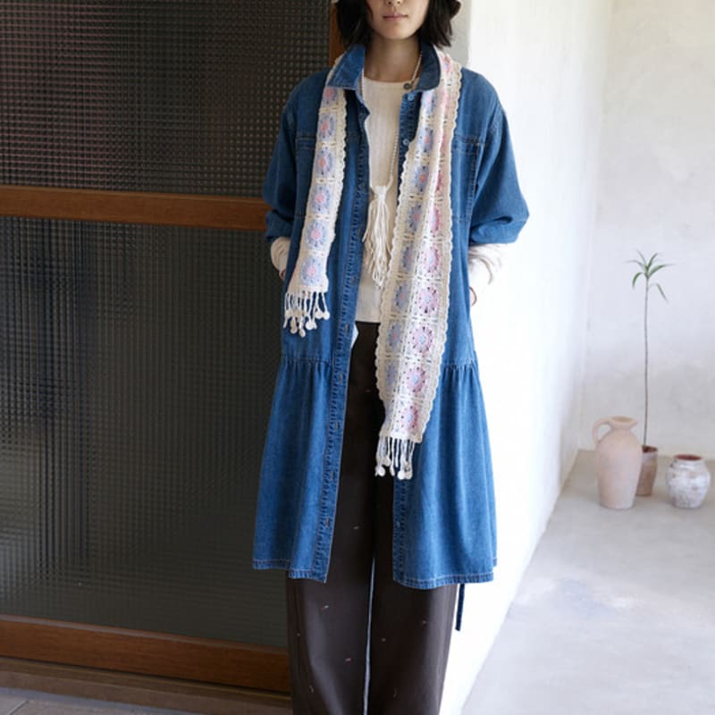 

Thursday Island Flower Knit Muffler_T256MSF142W BL2