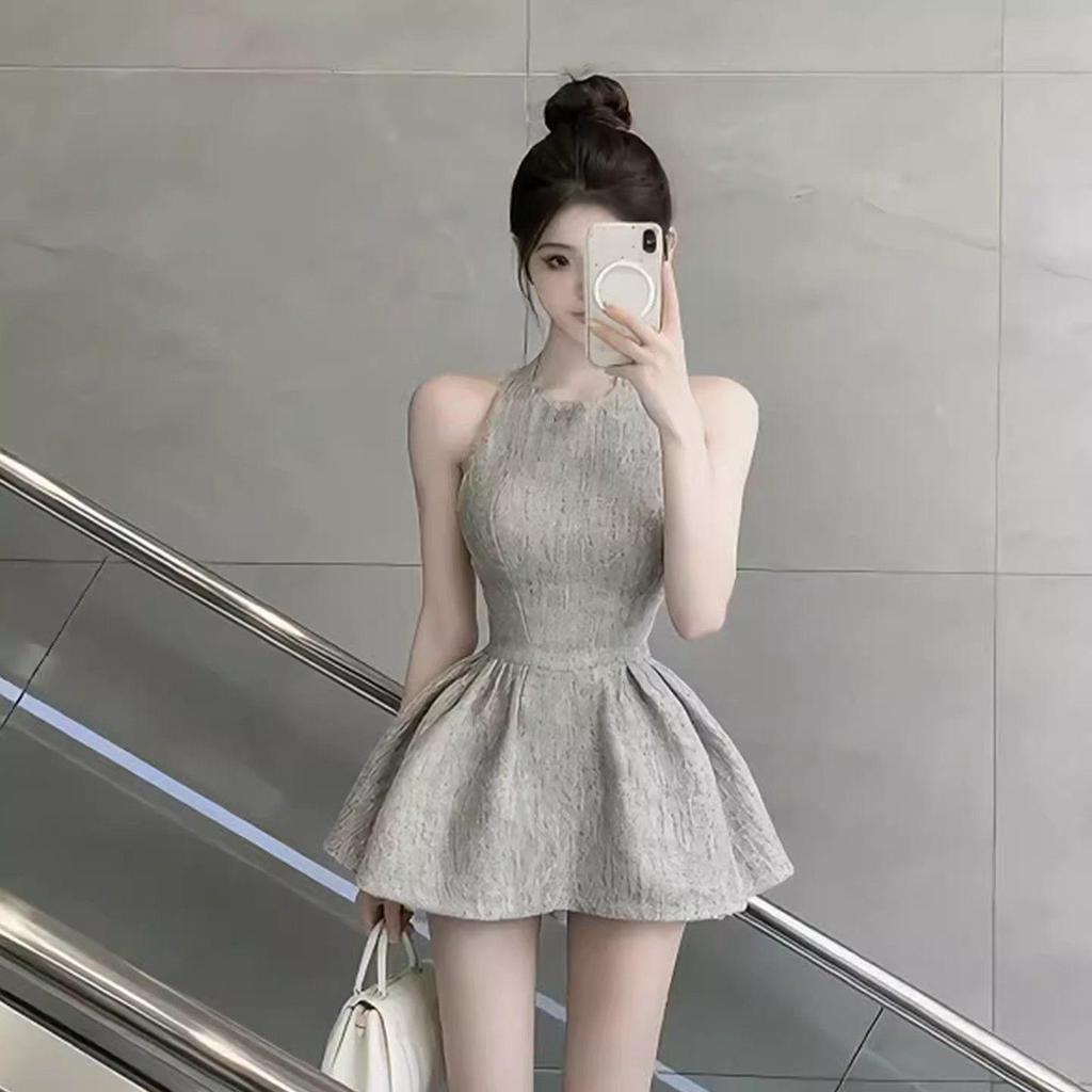 2026 Summer Chic Sleeveless Halter Mini Dress with Puffy Skirt