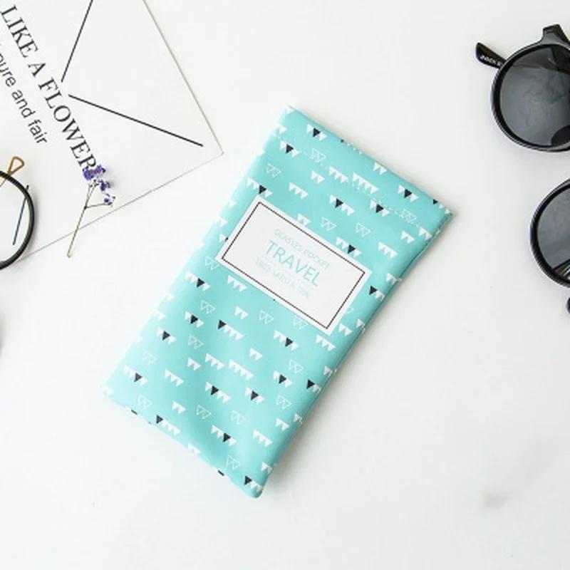 Eyeglass Sunglasses Pouch Mp3 Bag  Leaves Cartoons 3D Print Soft Cloth Cleaning Optic Color Random Sunglasses Case