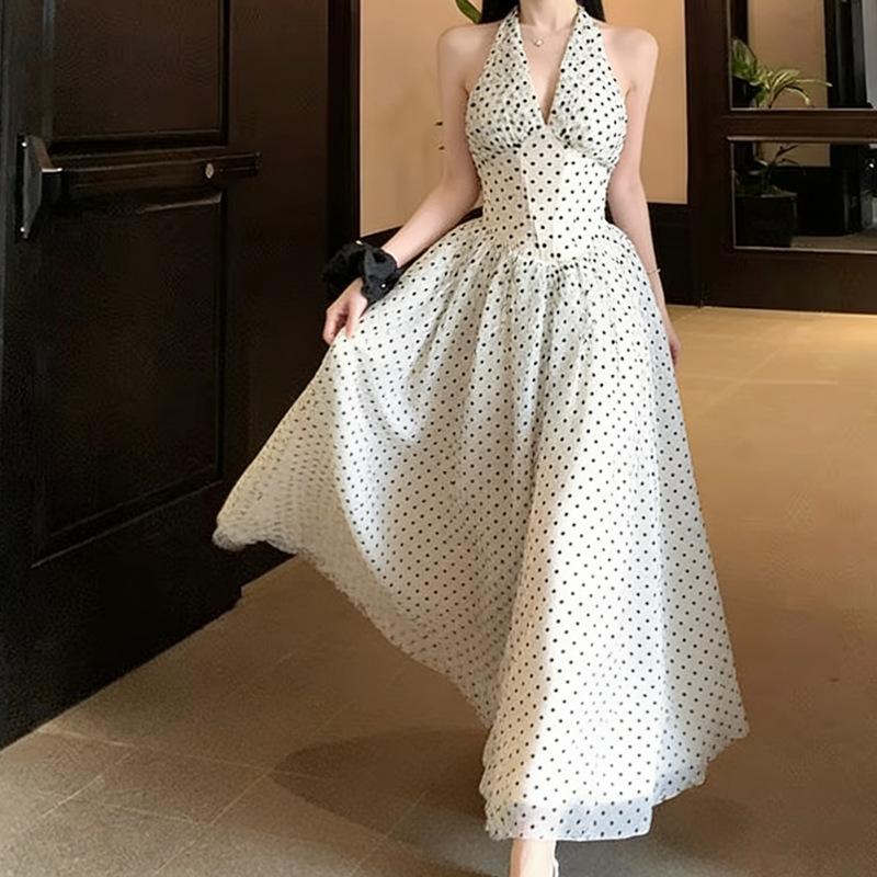 French Royal Sister Women Polka Dot Neck Sling Dress Spring and Summer High-end Temperament V-neck Waist Big Swing Dress