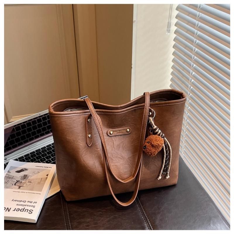 Large Capacity Bag Women's Retro Versatile New Casual Simple Shoulder Bag Student Commuter Tote Bag