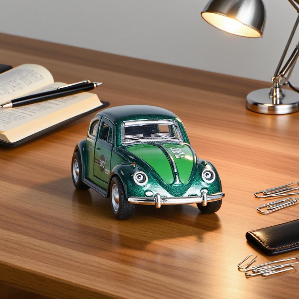 1:36 Maggiolino Verde Retrò Carino Modello di Auto in Lega, Meccanismo a Retrazione, Portiere Apribili, Regalo per Bambini/Giocattolo per Ragazzi/Decorazione Modello di Auto/Regalo di Natale