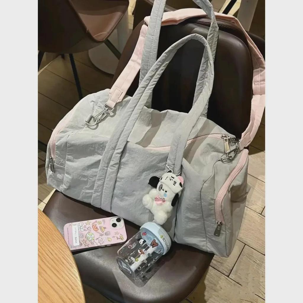 2024 Fashion Handbags: Large-Capacity Fitness Style, Hand/Shoulder Commuter Bag, Small Capacity Option