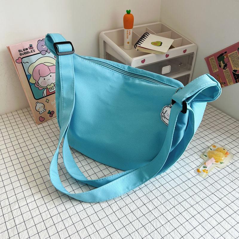 Kleine verse meisjes schoudertas effen kleur grote capaciteit schoudertas eenvoudige mode casual messenger bag dumpling tas