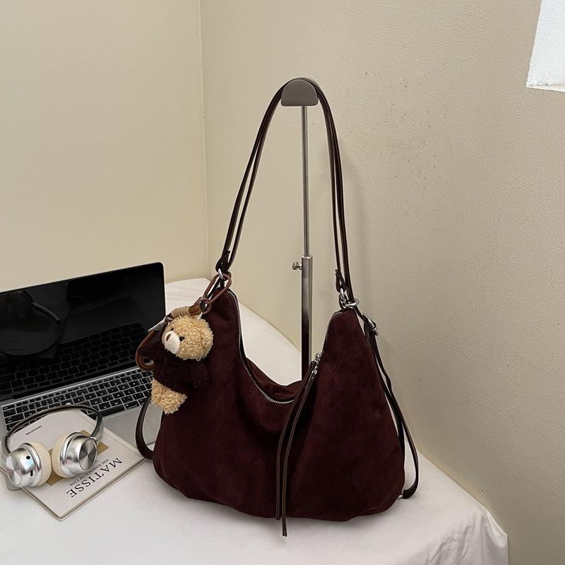 Korean Version Retro Large-capacity Tote Bag Women's 2025 Autumn New Deerskin Velvet Underarm Bag Casual Shoulder Commuter Bag