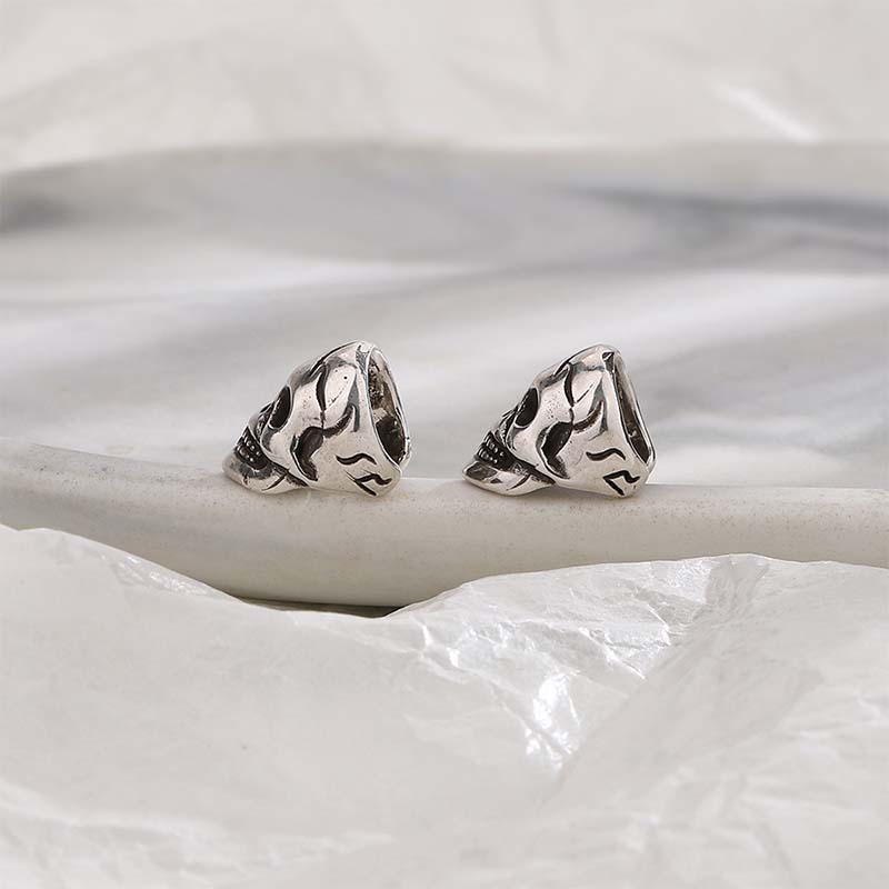 Punk Skeleton Clip Earrings for Women Vintage Hollow Mask Earring Couple Funny Ear Accessories Trendy Halloween Party Jewelry