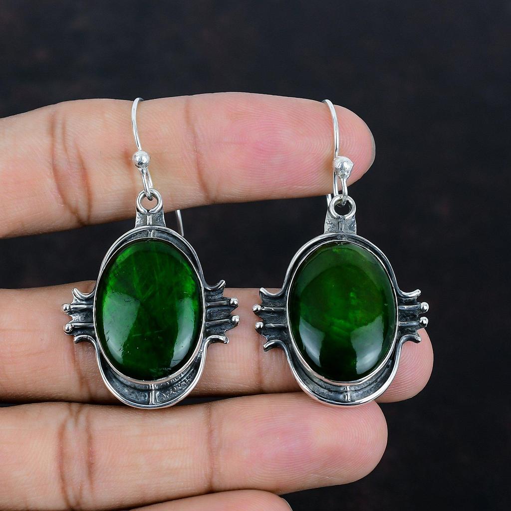 Náušnice z labradoritu zeleného ohně Náušnice ze stříbra 925 Náušnice z ryzího stříbra Ručně vyráběné šperky Dárek pro ni Visací náušnice Náušnice z rodného kamene