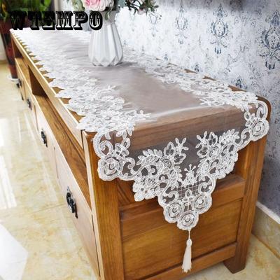 Tovaglia da tavolo in pizzo di lusso Proud Rose di alta qualità, copri mobile TV, bandiera da tavolo ricamata, decorazione per matrimonio