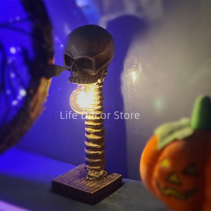 Halloween Skull Skeleton Lamp Horror 3D Statue New Table Light Creative Party Ornament Prop Home Bedroom Decoration Scary Prop