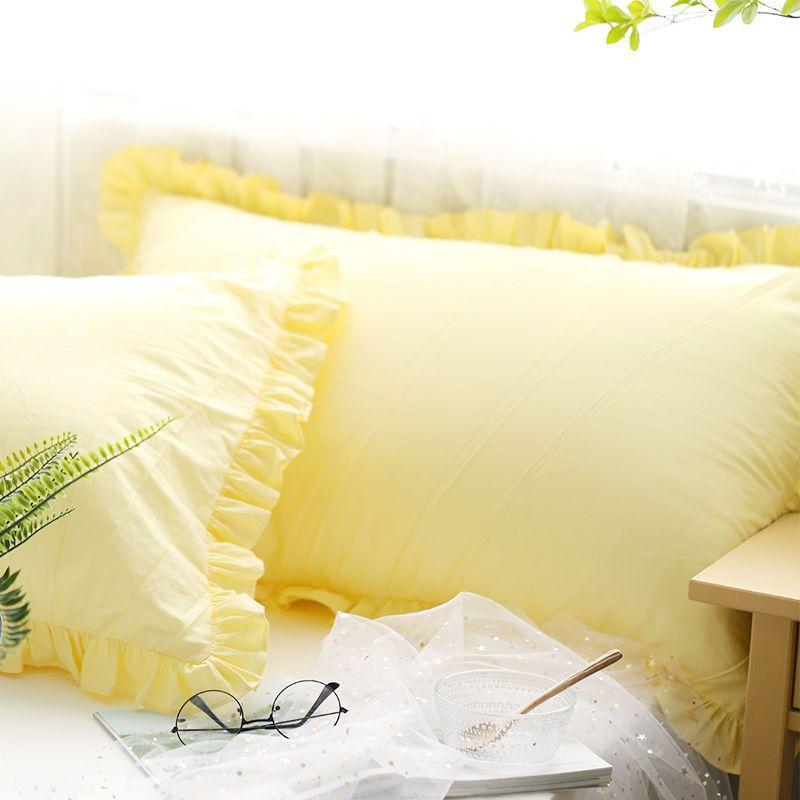 

Ultra Soft Chiffon Quilted Lace Princess Style Pillowcase With Ruffle Edges And Stripes Decorative Pillow Cover For Elegant Bedroom Decor 48 x 74cm *2