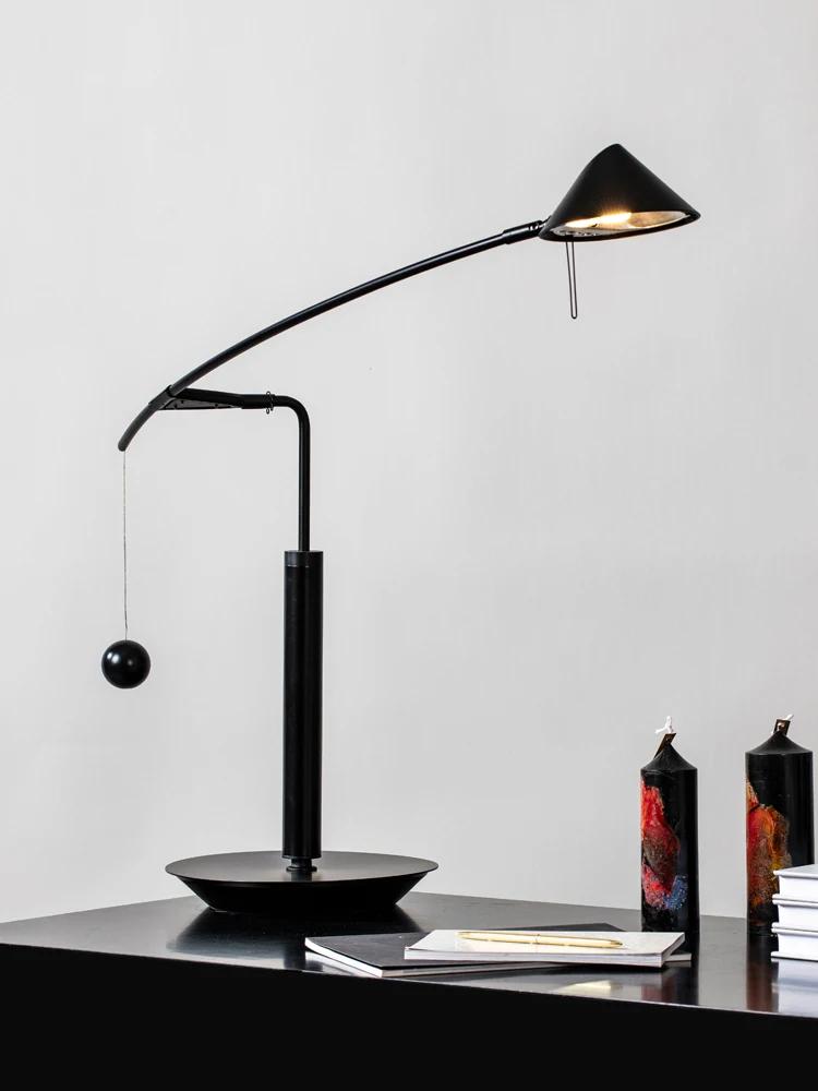 Italian designer desk modern desk decorative lamp living room bedroom study office hotel Nordic home bedside lamp