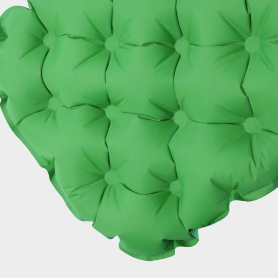 Nafukovací sedák Vodotěsný Odolný proti opotřebení Rychlé nafukování a vyfukování Pohodlná vzduchová opora Podložka na sedadlo do letadla nebo auta