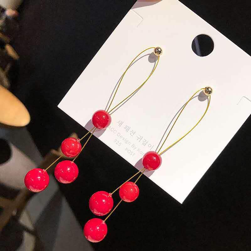 Elegant Korean Dongdaemun Pearl Tassel Stud Earrings - 925 Silver Needle, Color-Preserving Design for Women