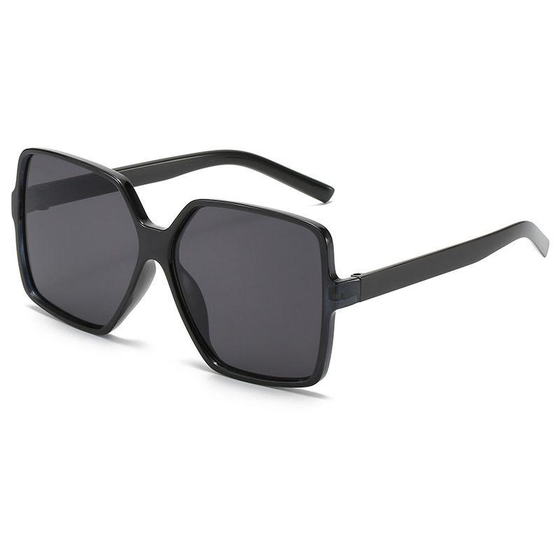 Fashionable Women's Oversized Square Sunglasses With Durable Ac Lens For Outdoor Glam