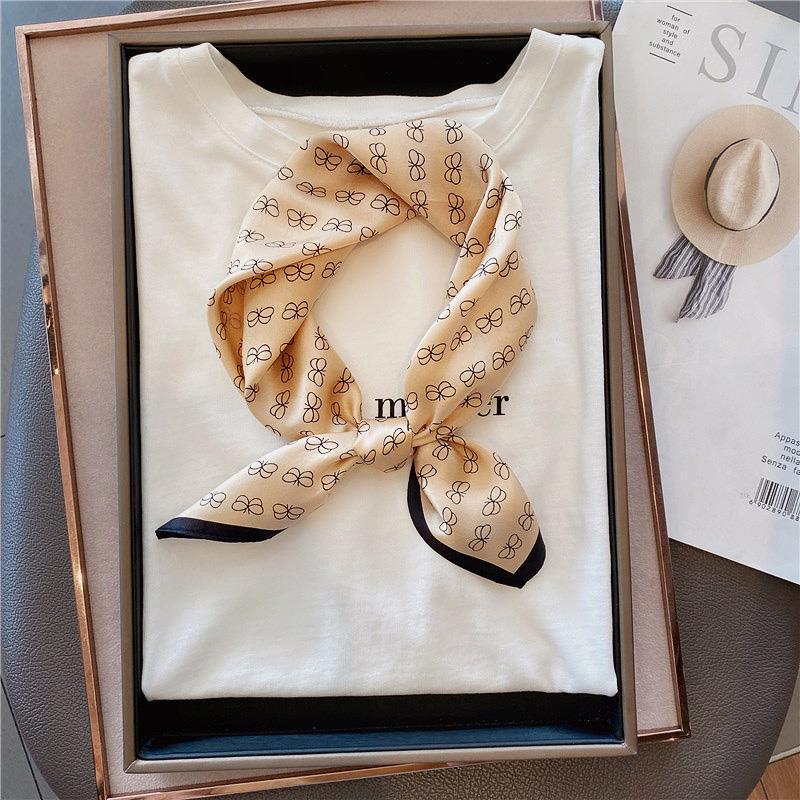 Cute polka dot silk mulberry silk scarf women's versatile small square scarf summer Korean version temperament decorative small scarf headband