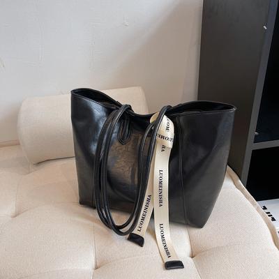 New Large-capacity Bag Women's Solid Color Simple Niche Shoulder Bag High Texture Commuter Underarm Tote Bag