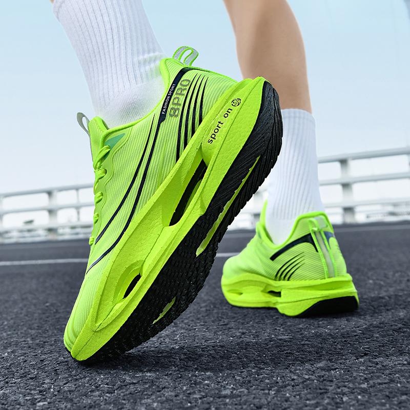 Men's casual sports shoes fashion comfortable breathable four season versatile outdoor thick sole fashion running leisure sports