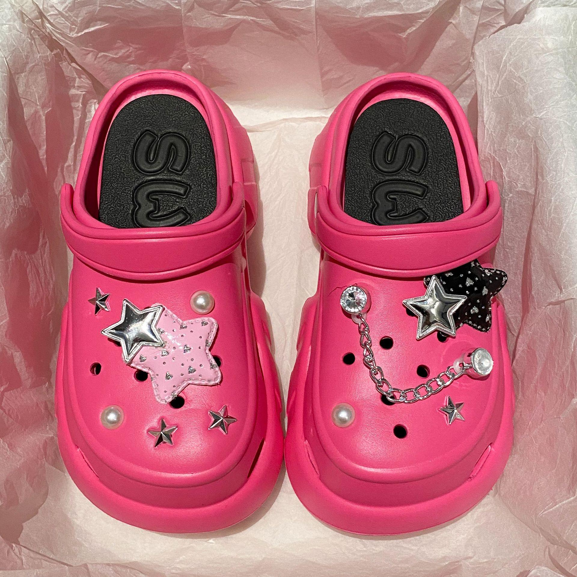 

Жіноче взуття з дірками Baotou Нове літо 2024 року Пляжні тапочки на товстій підошві Нековзання Жіноче взуття з дірками Baotou DIY Сандалі 38-39 (23.5-24cm) рожевий червоний колір