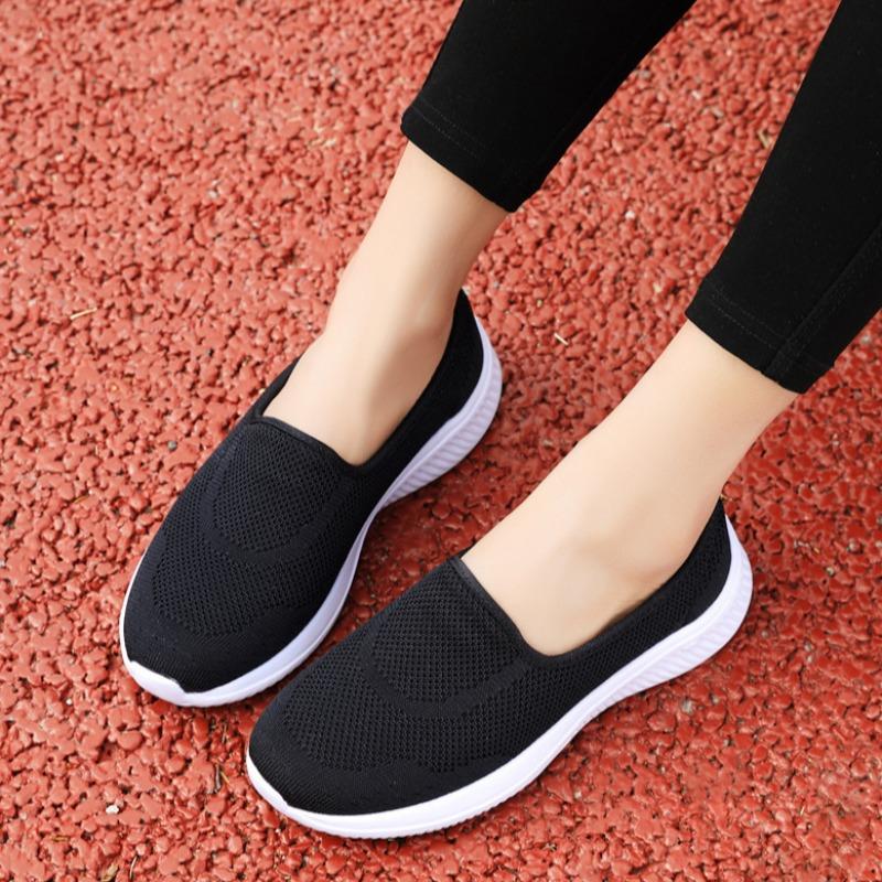 Women's Lightweight Breathable Fly-woven Mesh Sports Shoes