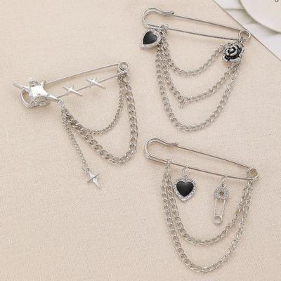 Punk Quastenbrosche Liebe Schmetterling Kette Büroklammer Multi-Element Retro Hosenkette Cool Hip-Hop Gothic Broschen Accessoires