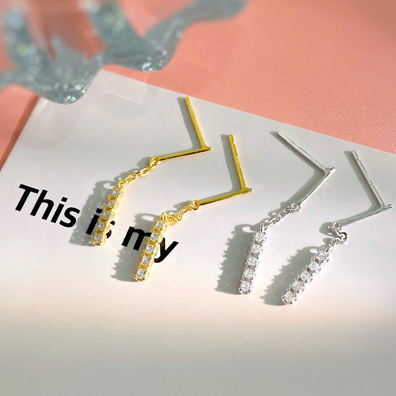 Simple Zircon Tassel Earrings for Women with Niche Design High-end Geometric New Earrings