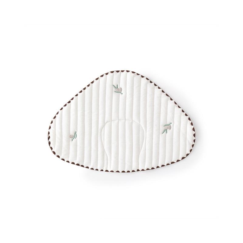 Newborn Cloud Pillow: Breathable Cotton, Sweat-Absorbent, Anti-Vomiting, Shaping Pillow with Towel