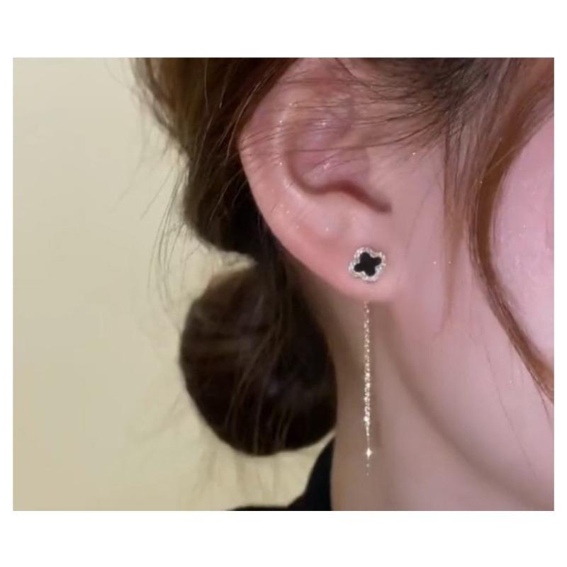 Einfache Kleine Micro-Eingelegte Schwarze Vierblättrige Klee Fadenohrringe Modischer Damenschmuck