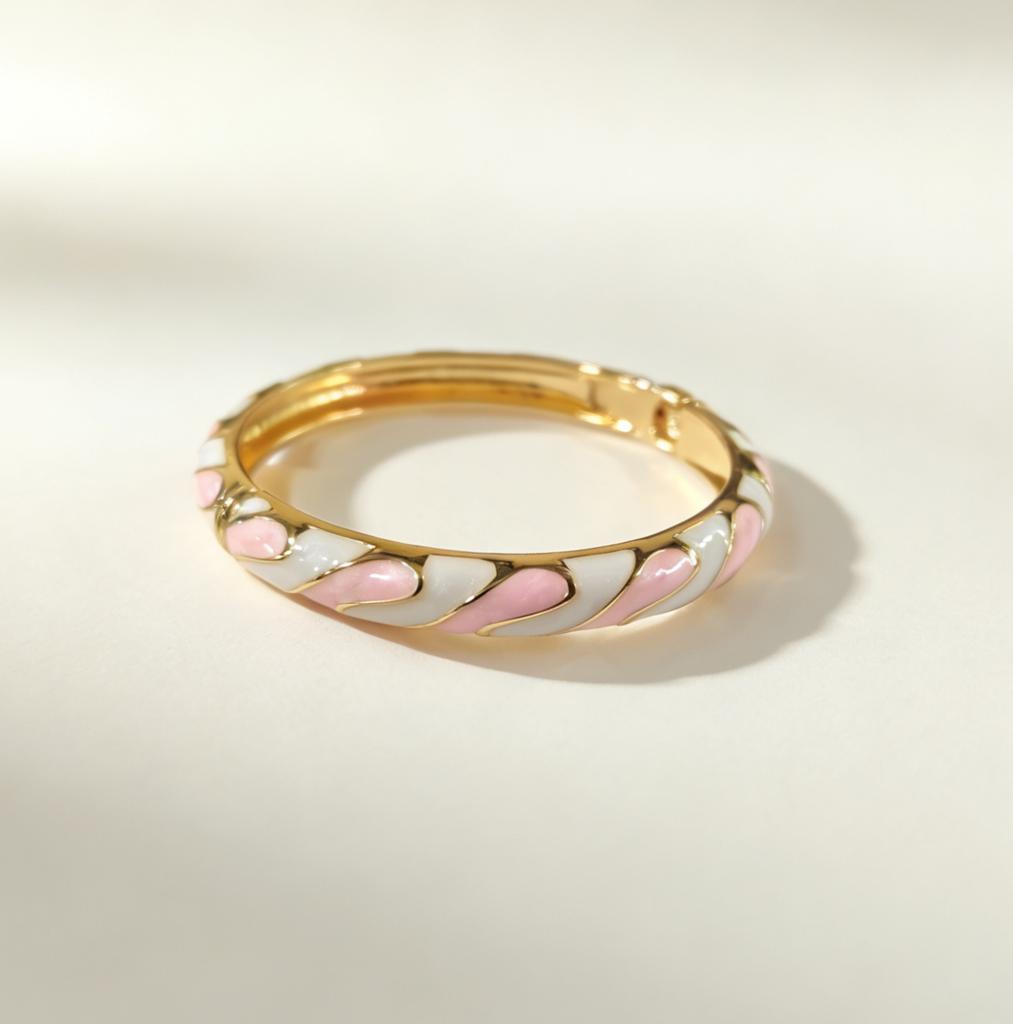 Macaron Spiral Enamel Contrasting Twist Pattern Bracelet