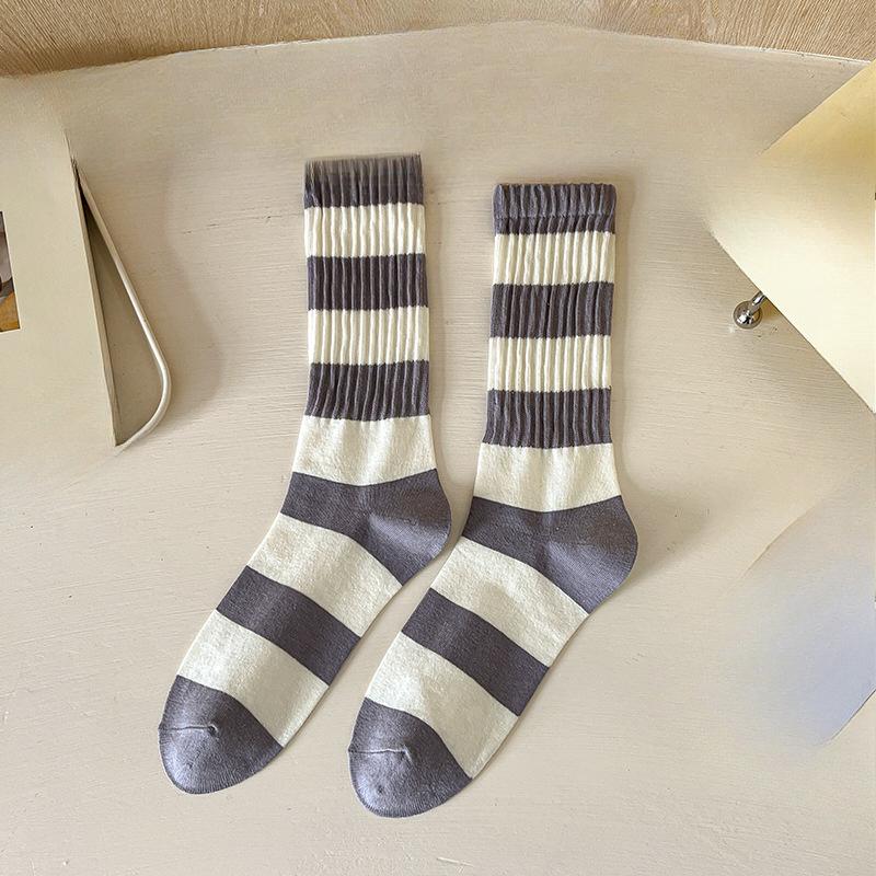 Female Spring and Autumn New Lovely Stripe Trend Color Bar Tall Drum Pile Pile Cotton Socks