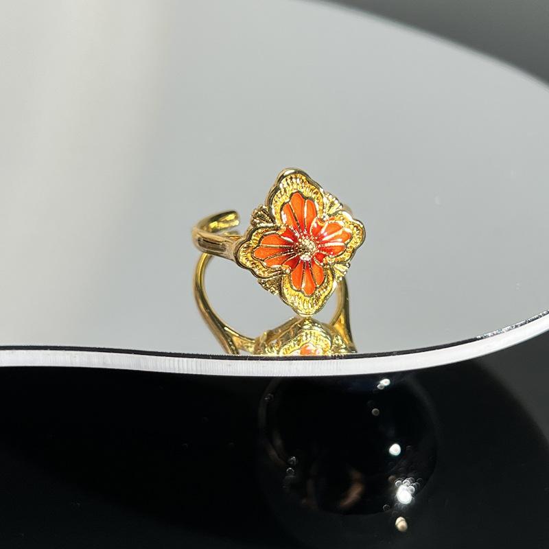 Collection retro Italian court style brushed hollow lace open ring women's fashion niche versatile ring